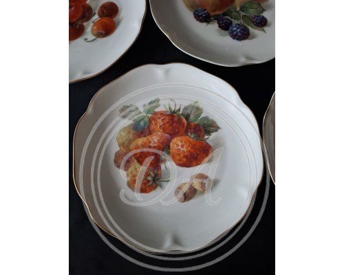 Königlich Tettau (Königliches Tettau) aus Bayern, Deutschland, Dessertteller-Set mit Früchten