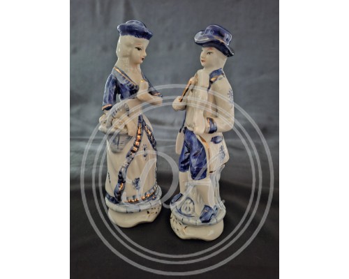 Sammler-Porzellanfiguren "Dame und Kavalier" im Stil des 18. Jahrhunderts