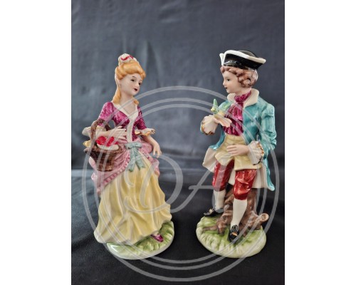 Vintage Porcelain Figurines "Lady and Gentleman" Schumann Arzberg (Germany)
