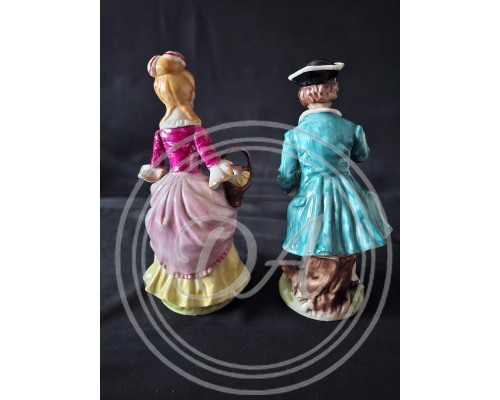 Vintage Porcelain Figurines "Lady and Gentleman" Schumann Arzberg (Germany)