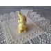 Sammler-Porzellanfigur des gelben Hasen Klopfer (Thumper) von Goebel