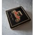 Set aus 8 Leder-Getränkeuntersetzern mit Retro-Automotiven, datiert auf Mitte des 20. Jahrhunderts (1960er-70er Jahre)