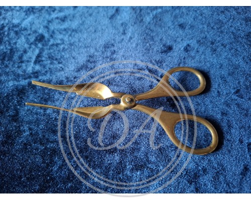 Antique brass candle scissors