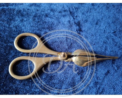 Antique brass candle scissors
