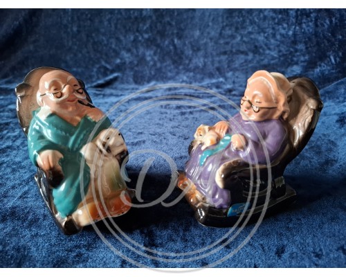 Salt and pepper shakers “Grandma and Grandpa” Germany