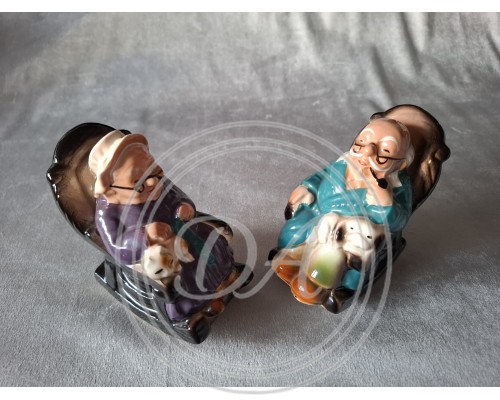Salt and pepper shakers “Grandma and Grandpa” Germany
