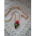 Vintage-Schmuckset mit roten Emaille-Tulpen, bestehend aus Halskette, Ohrsteckern und Brosche