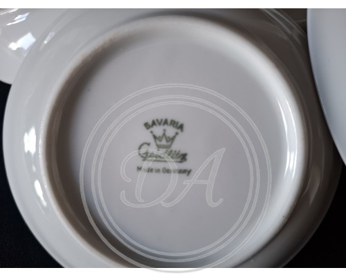 Vintage Plate Set by German Brand Creidlitz Bavaria. (1+ 6 pcs)