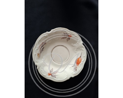 Vintage porcelain dinnerware set by German manufacturer Schumann Bavaria "Orange Tulips" from 1940–1945, for 5 persons
