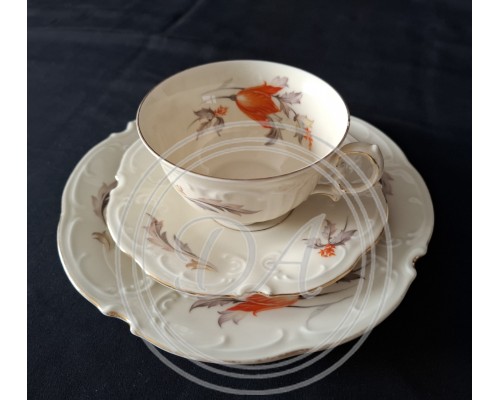 Vintage porcelain dinnerware set by German manufacturer Schumann Bavaria "Orange Tulips" from 1940–1945, for 5 persons