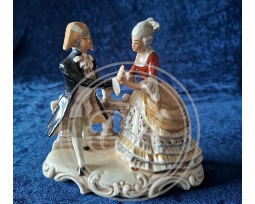 Antique figure "Couple in Courtship" by Carl Scheidig, Grafenthal