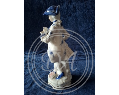 Vintage porcelain figurine "Cavalier" Italy