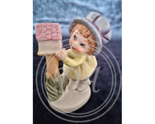 Lefton hand painted porcelain little girl with blue hat + bluebird house 