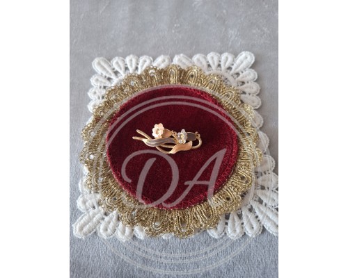 Brooch" Bells"