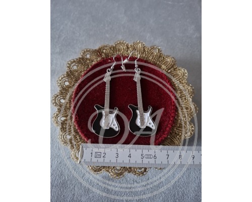 Guitar earrings, France