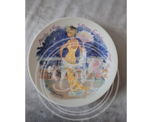 A set of 12 collector plates, “Women of the Century”, Limoges, France.