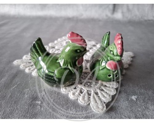 Country style salt and pepper set, Bavaria 