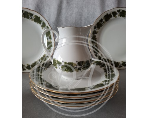 A coffee set from Burg Lindau, Germany.