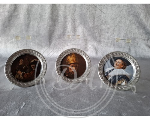 Miniature portraits in tin frames, Germany