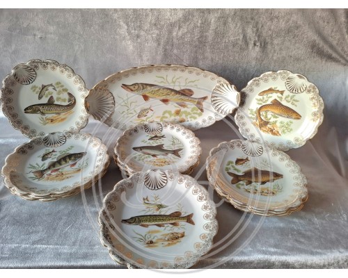 Service  antique Limoges "River fish" (12 persons)