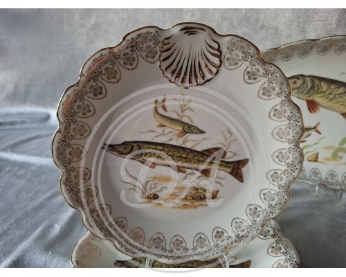 Service  antique Limoges "River fish" (12 persons)