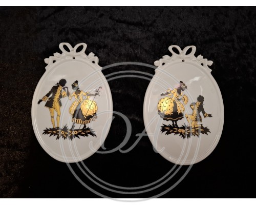 Medallions 2 pieces Tettau