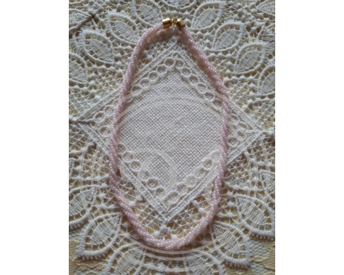 Vintage französische Halskette aus rosa facettierten Perlen, die an Rosenquarz erinnern
