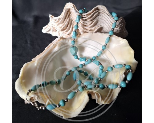 Vintage Turquoise and Sterling Silver Necklace, Reminiscent of Later Operator Designs