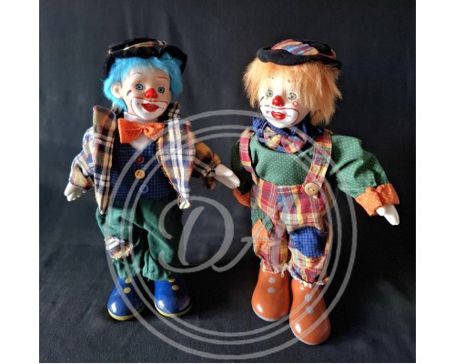 Vintage Porcelain Clowns from the Irma Gheduzzi Collection - Non-Musical